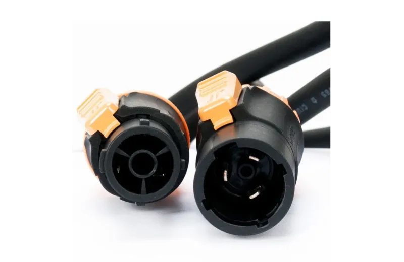 ACCU-CABLE PLC IP65 Locking Power Link 0,5μ