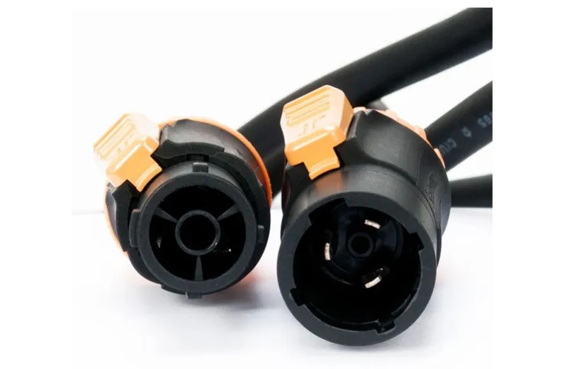 ACCU-CABLE PLC IP65 Locking Power Link 1,5μ