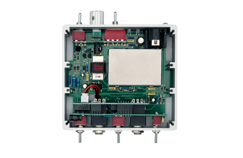 Warm Audio Active Direct Box