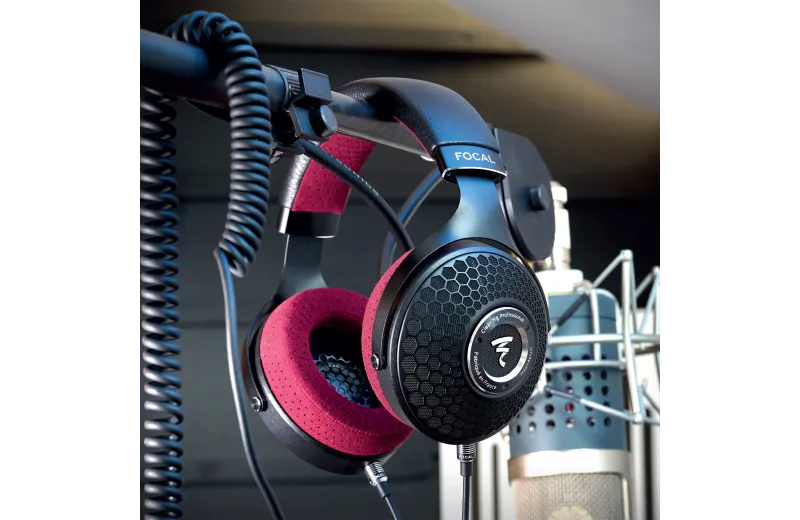 Focal Clear Mg Professional