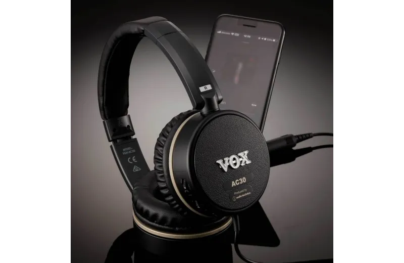 VOX VGH-AC30 ΑΚΟΥΣΤΙΚΑ ΜΕ ΕΝΣΩΜΑΤΩΜΕΝΟ AMPLUG AC30