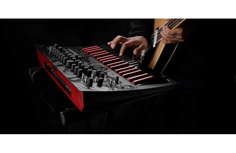 Korg Minilogue Bass Synthesizer