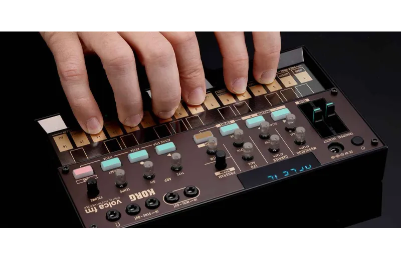 Korg Volca FM2 Digital Synthesizer Black