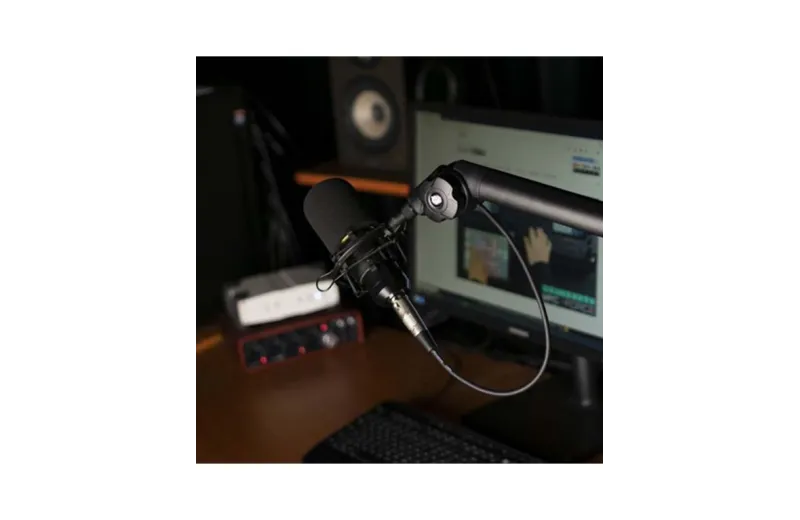 Quiklok A-26-Bk Broadcast Βάση Μικρόφωνου Μαύρη