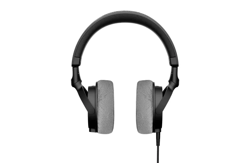 Beyerdynamic DT 270 PRO Studio Headphones - Black